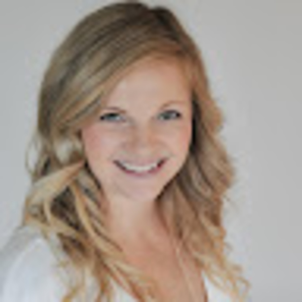 Meet your Posher, Carlyanne